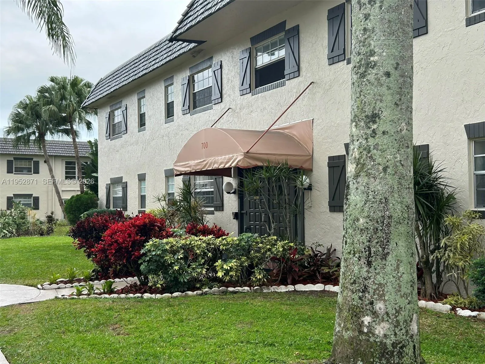 5640 SW 3rd Place #212