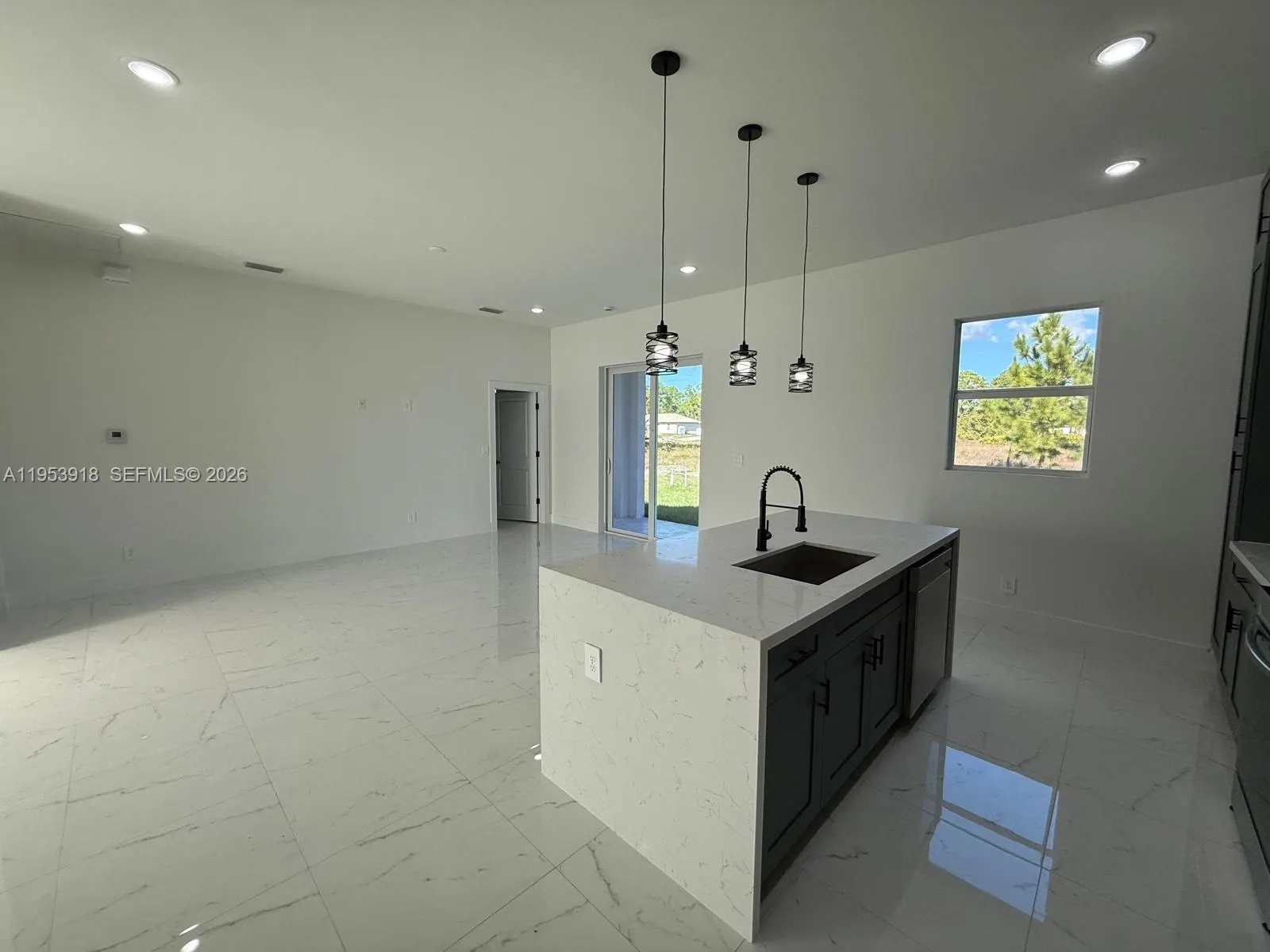 1121 Florence Street E #1121