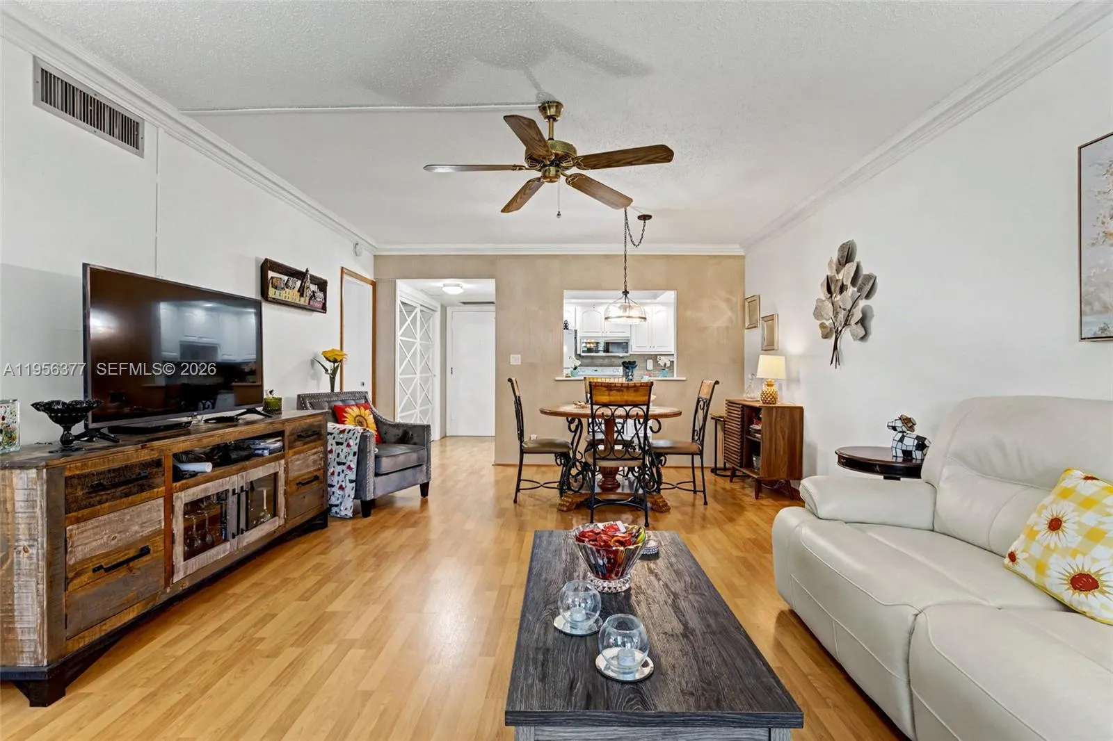 5661 SW 2nd Court #101