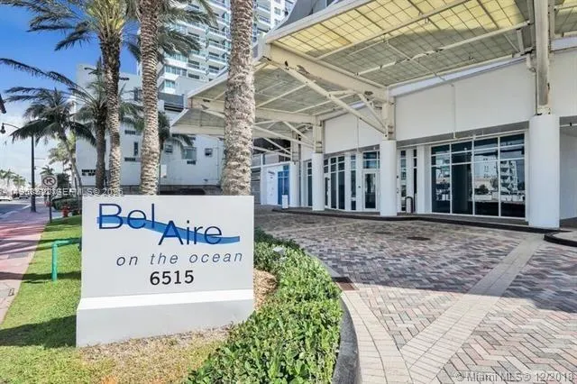 6515 Collins Avenue #901