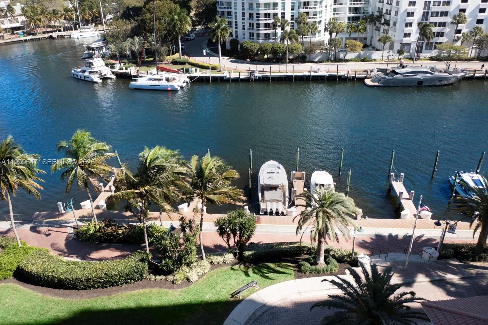 610 W Las Olas Boulevard #2014N