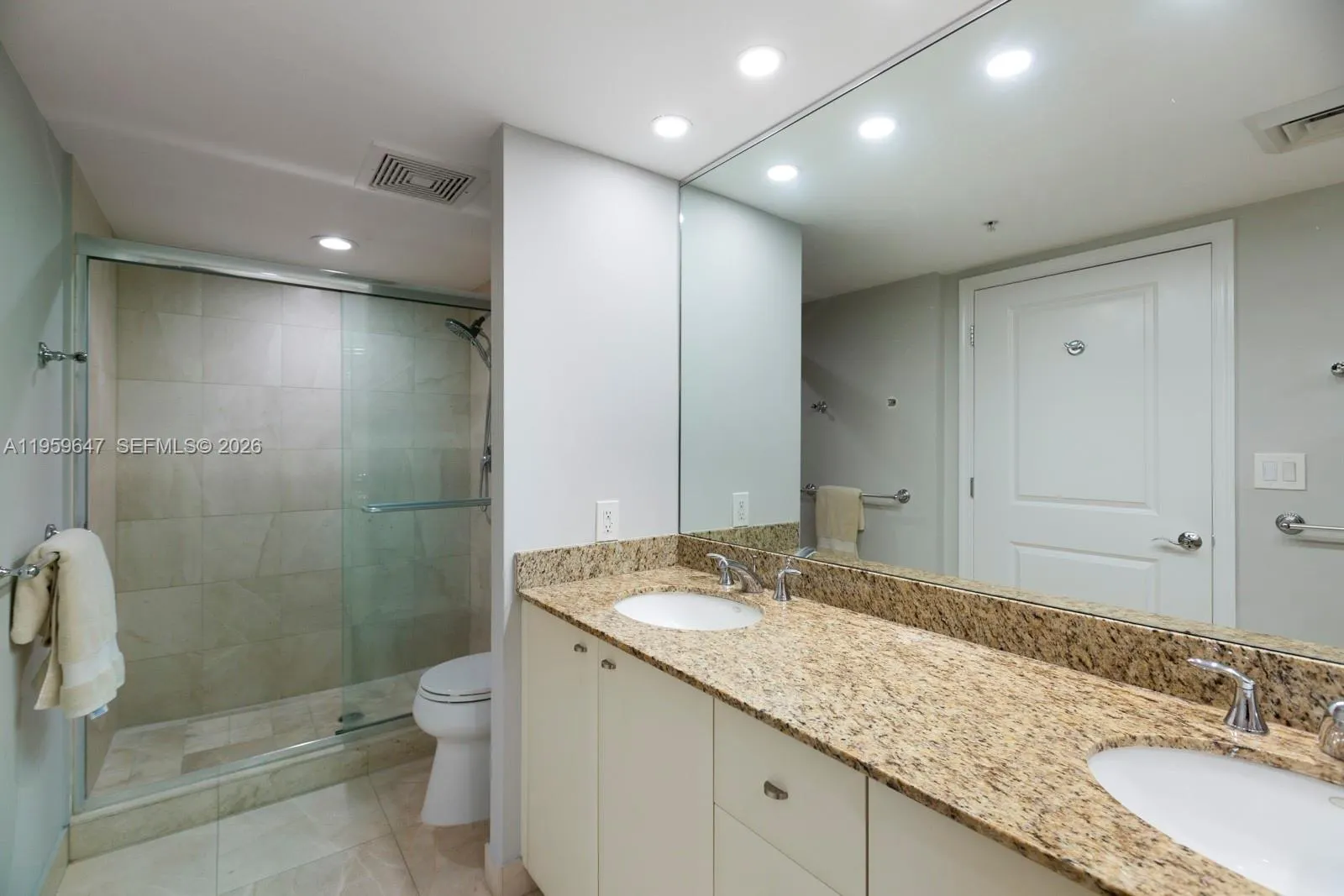 610 W Las Olas Boulevard #2014N