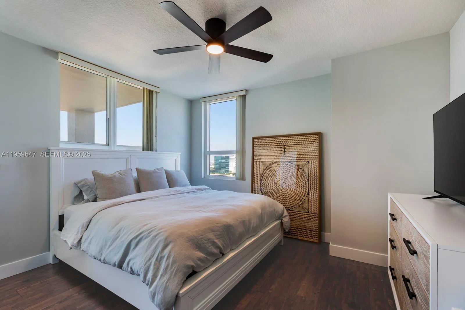 610 W Las Olas Boulevard #2014N