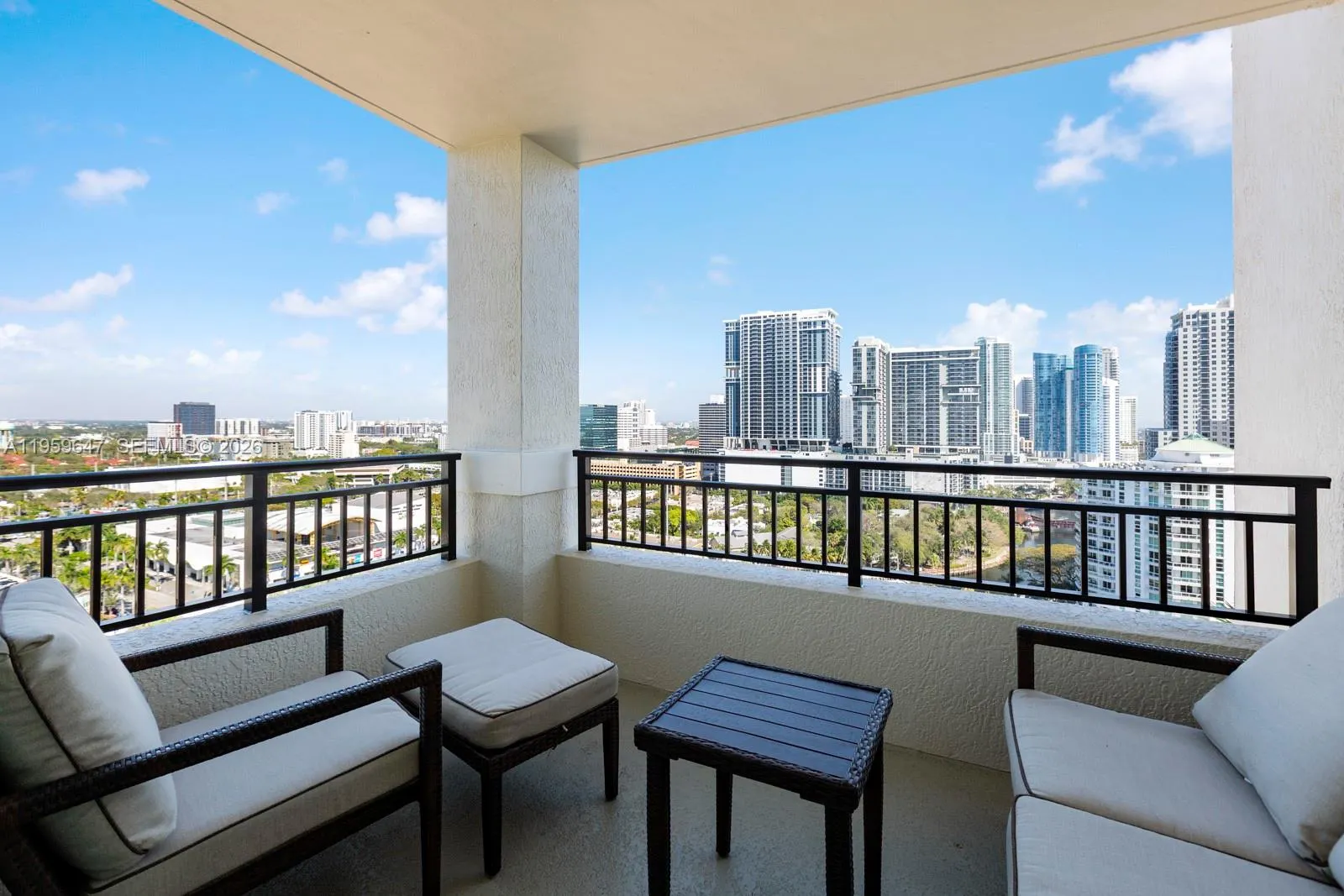 610 W Las Olas Boulevard #2014N