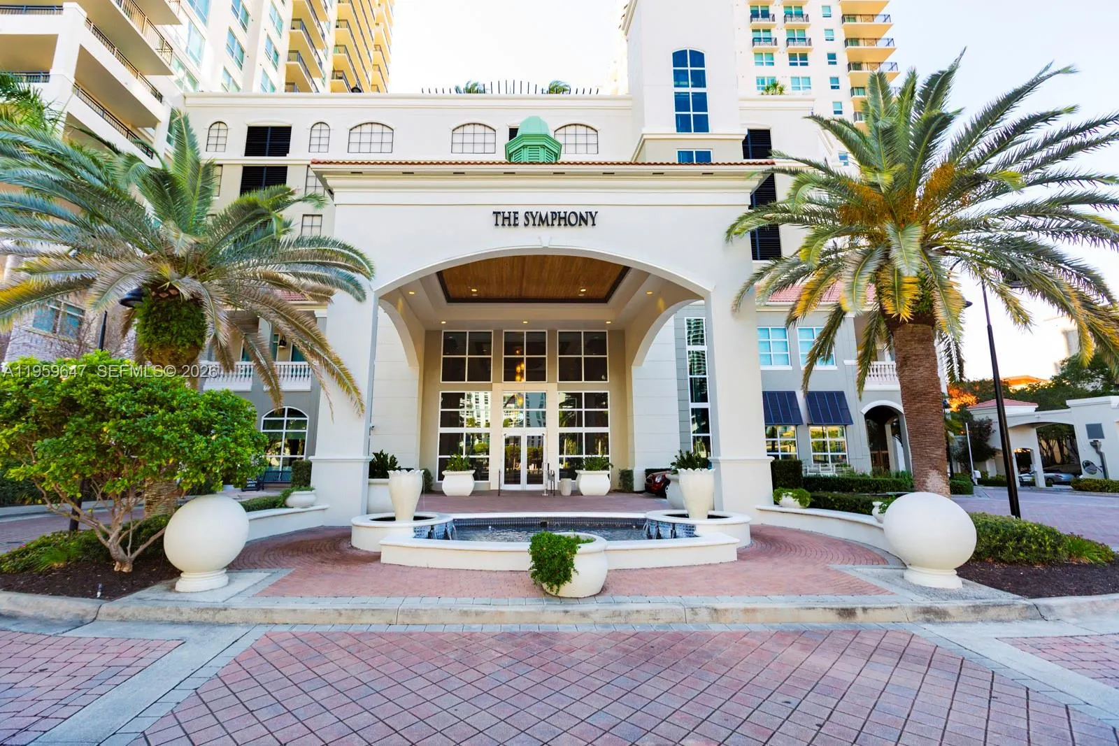 610 W Las Olas Boulevard #2014N