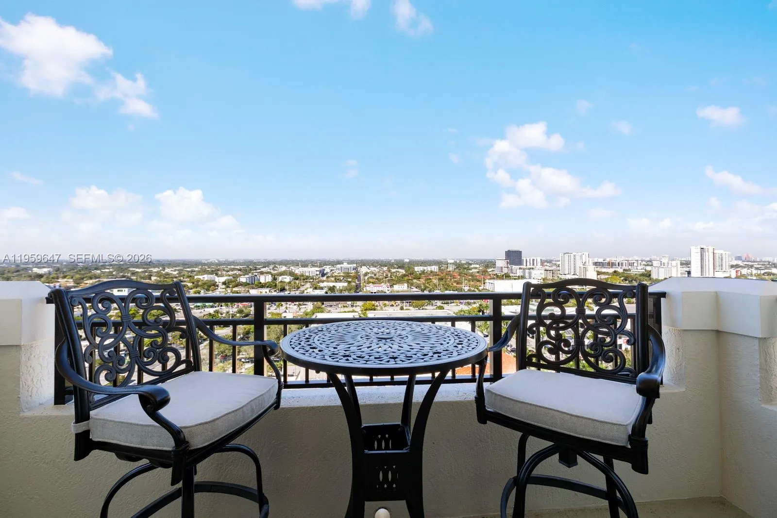 610 W Las Olas Boulevard #2014N