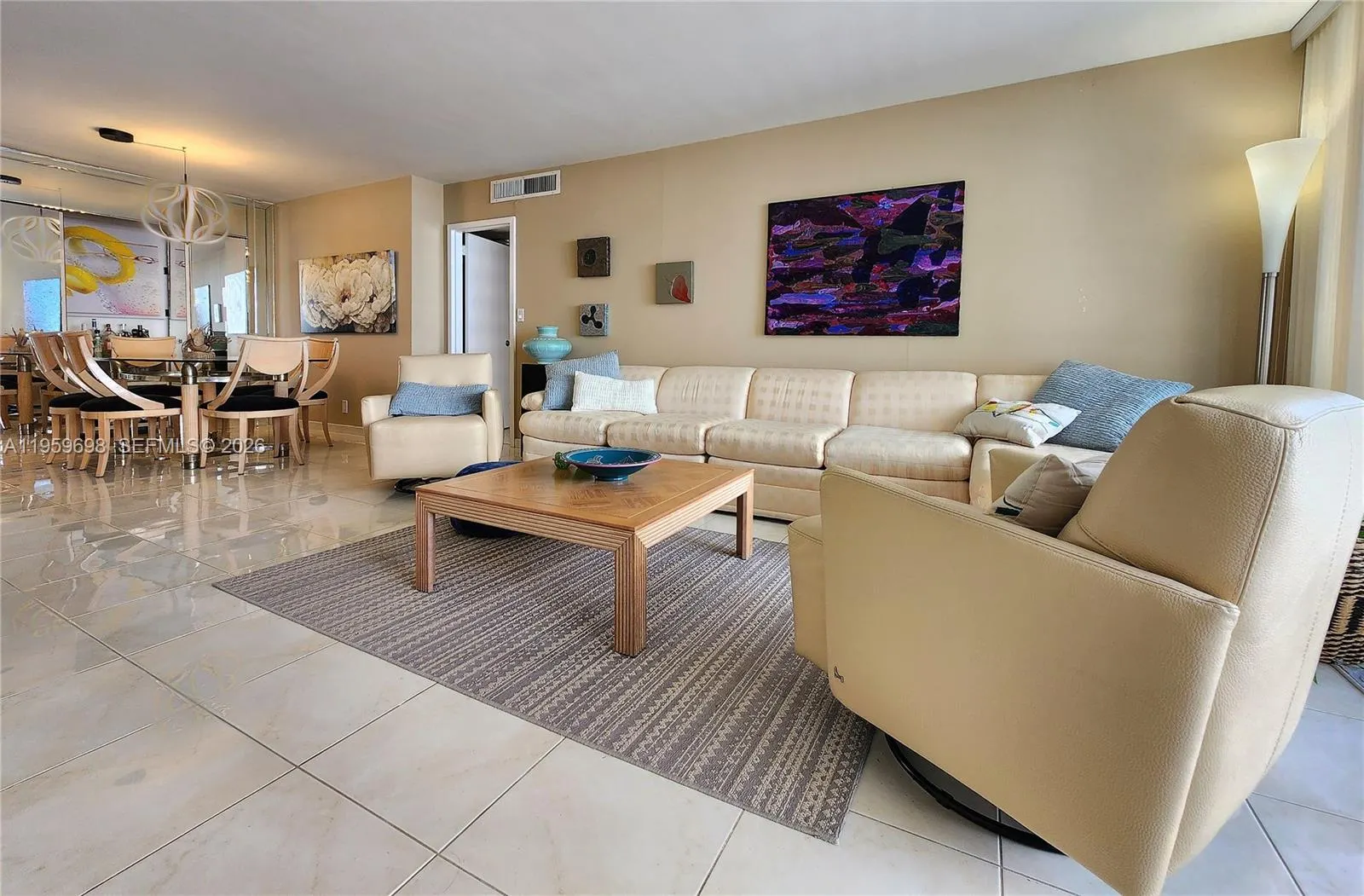 2030 S Ocean Drive #823