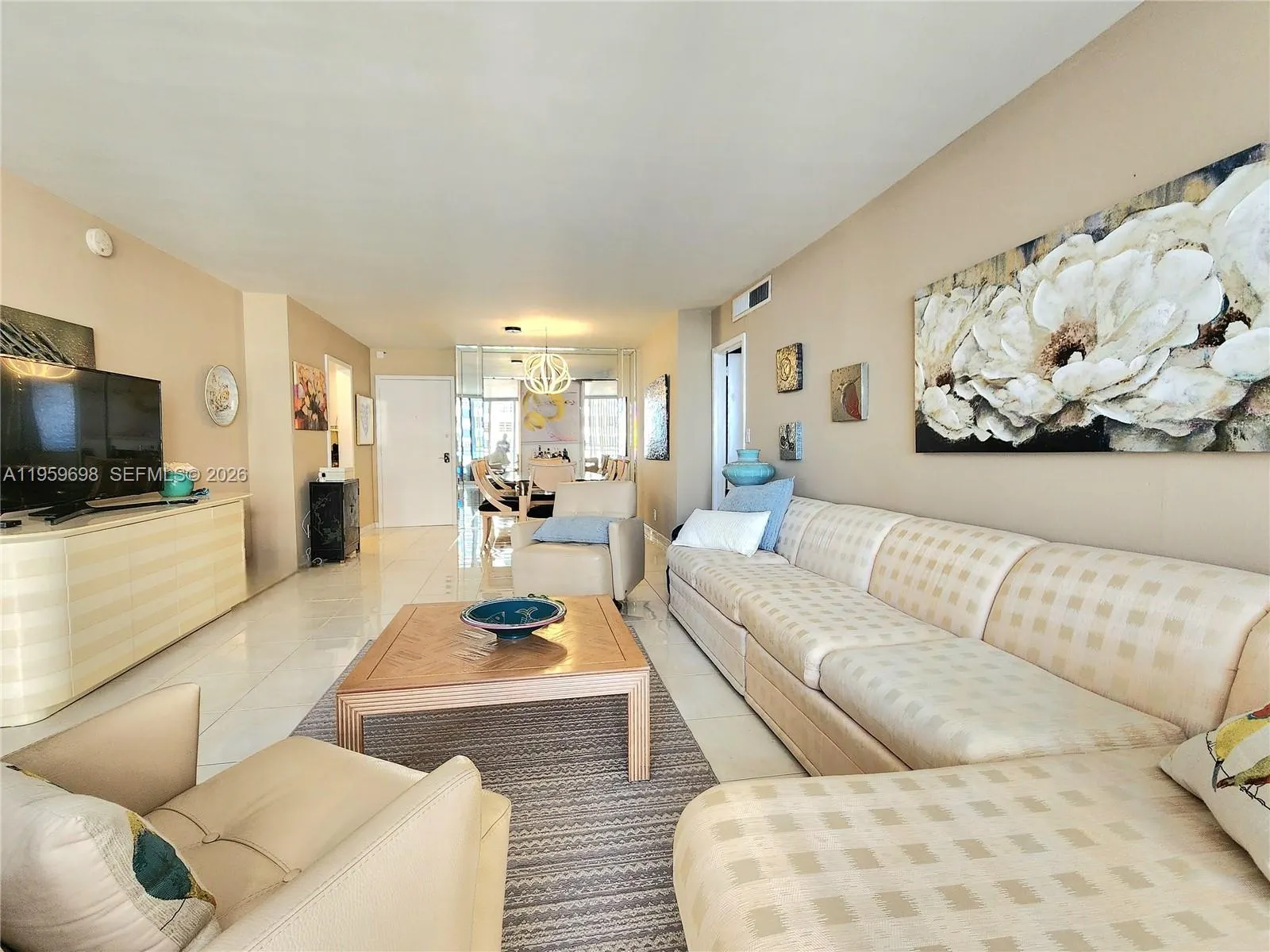 2030 S Ocean Drive #823