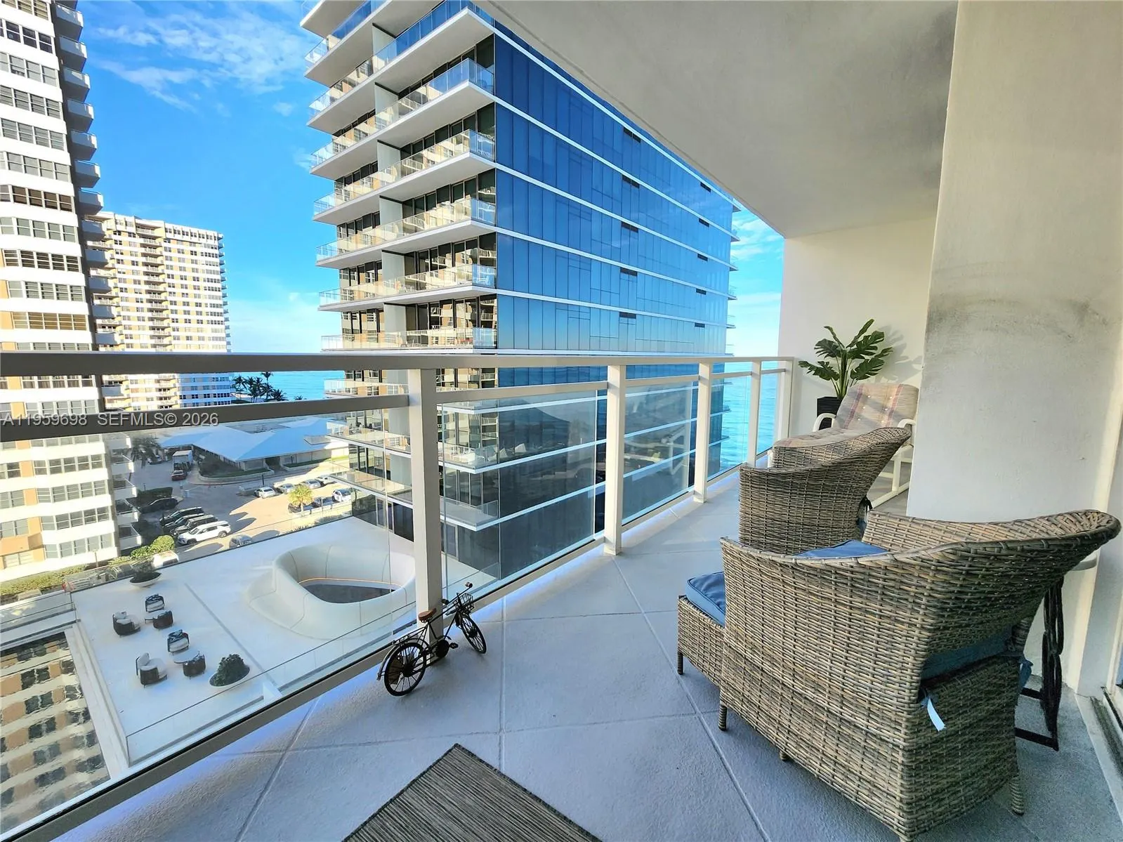 2030 S Ocean Drive #823