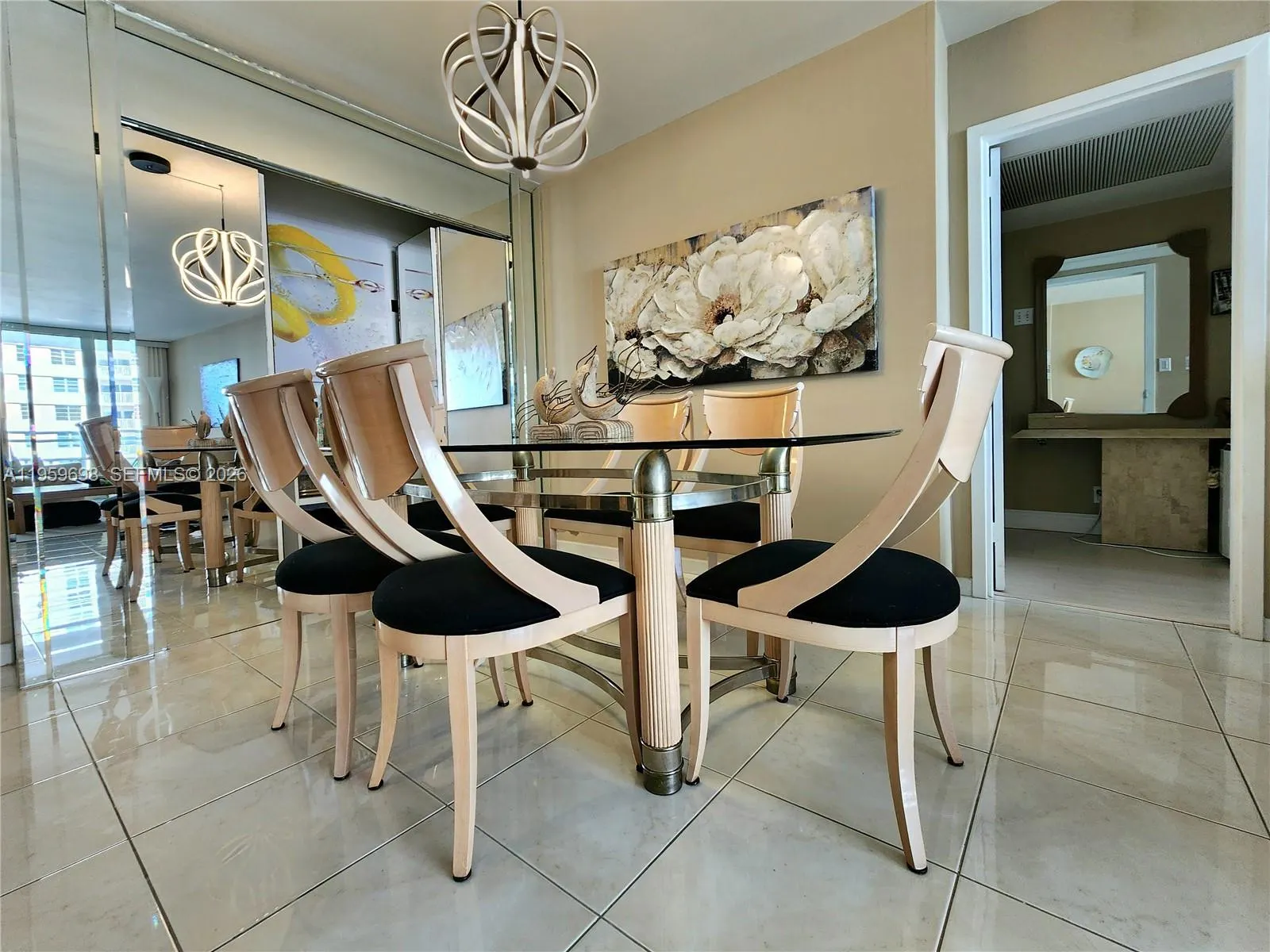 2030 S Ocean Drive #823