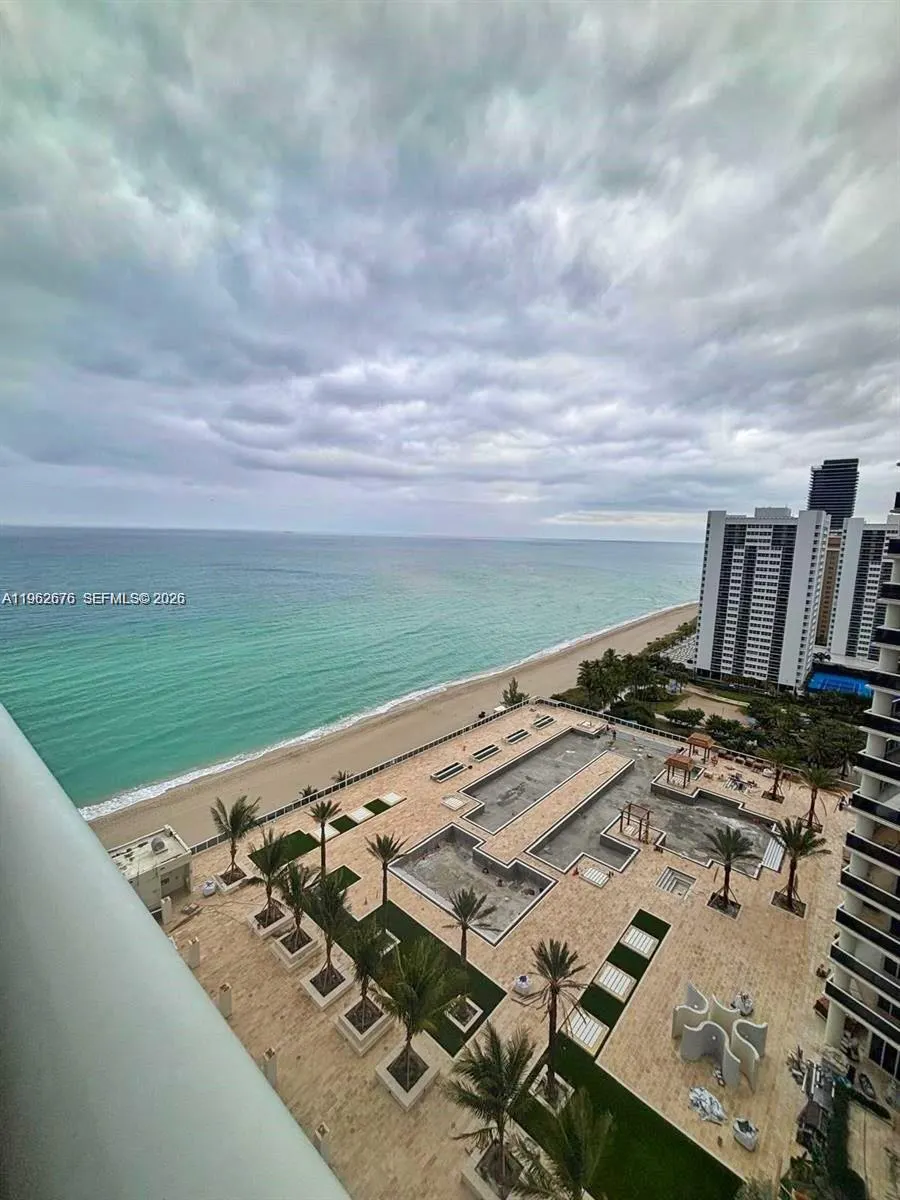 1830 S Ocean Drive #2004