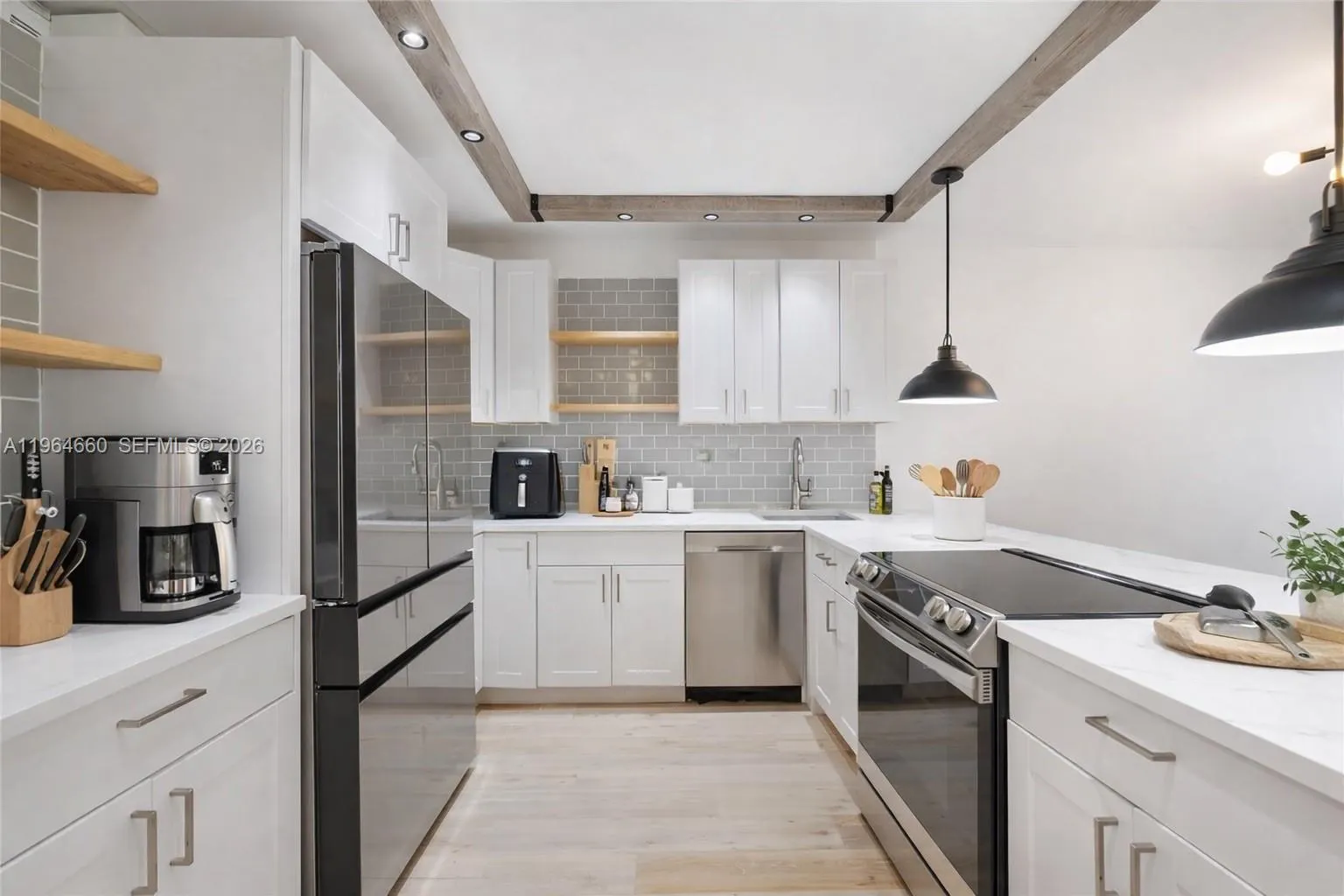 600 Three Islands Boulevard #1214