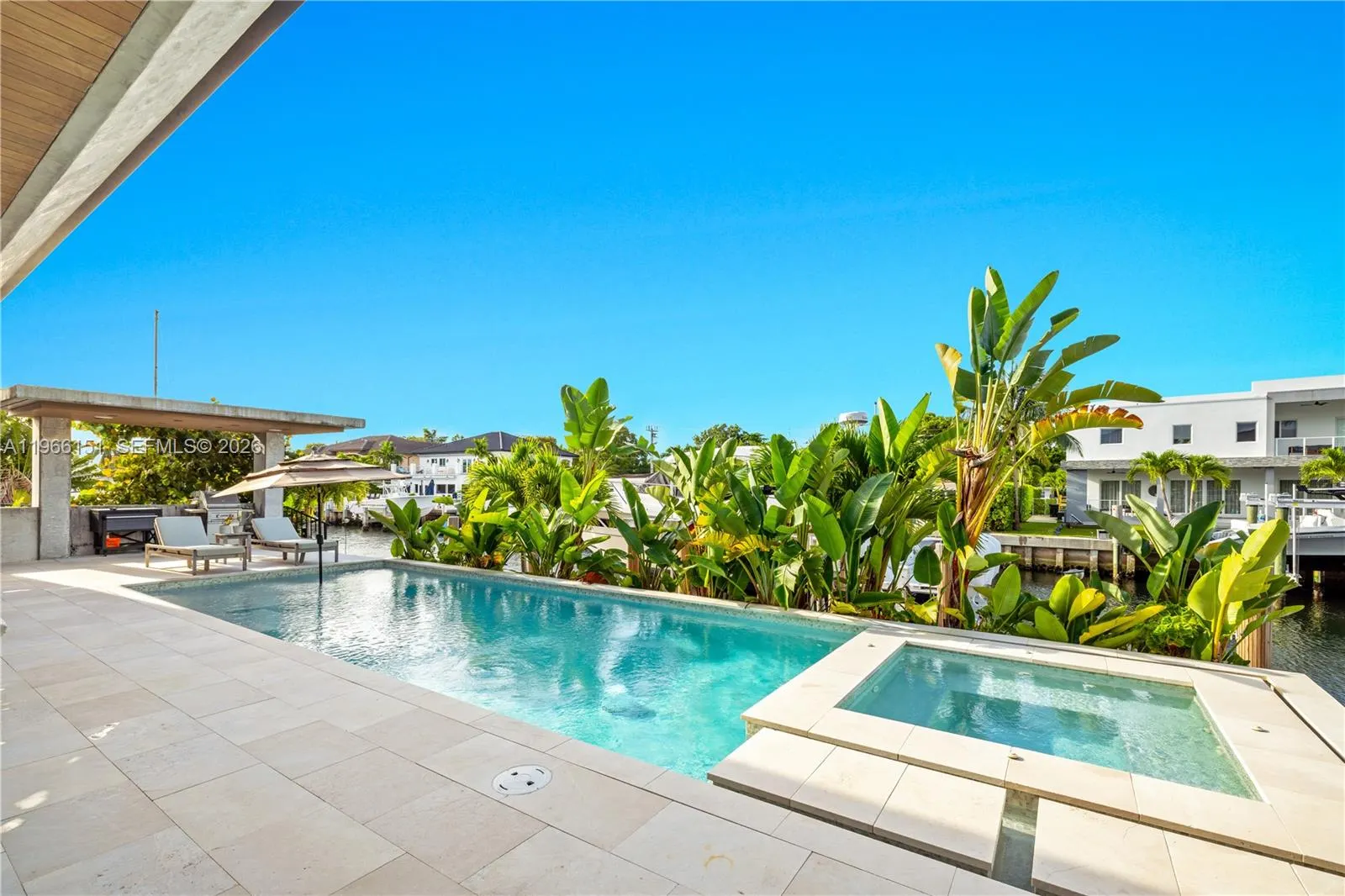 2050 S Hibiscus Drive