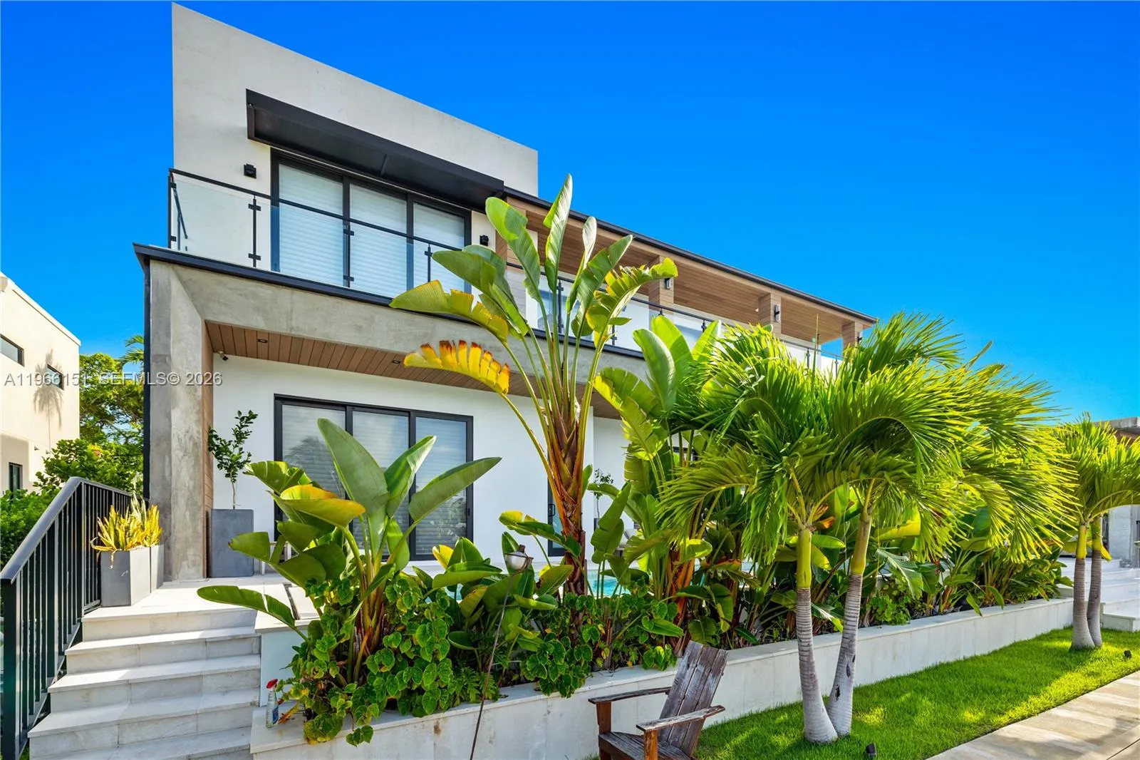 2050 S Hibiscus Drive