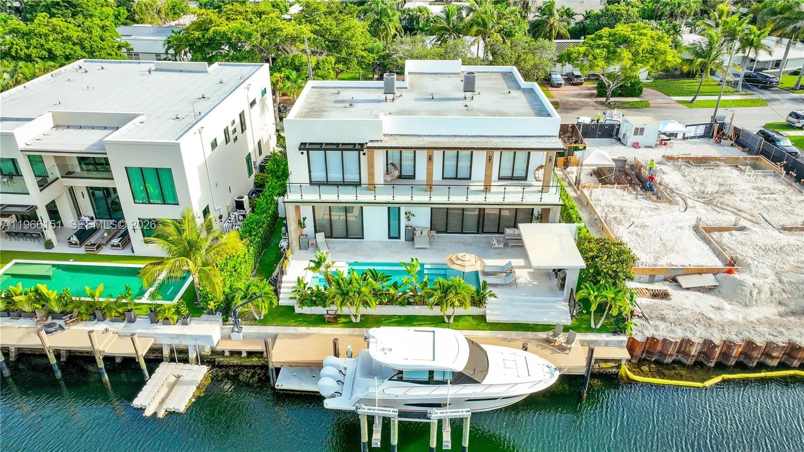2050 S Hibiscus Drive