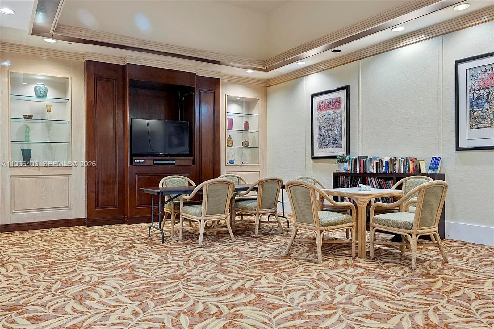 16445 Collins Avenue #2328