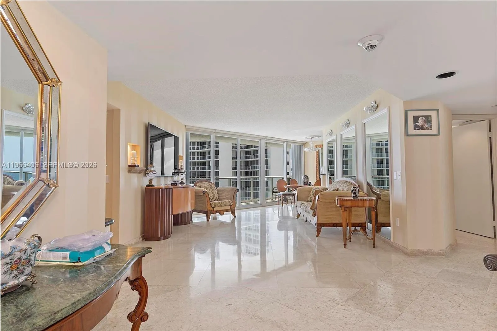 16445 Collins Avenue #2328