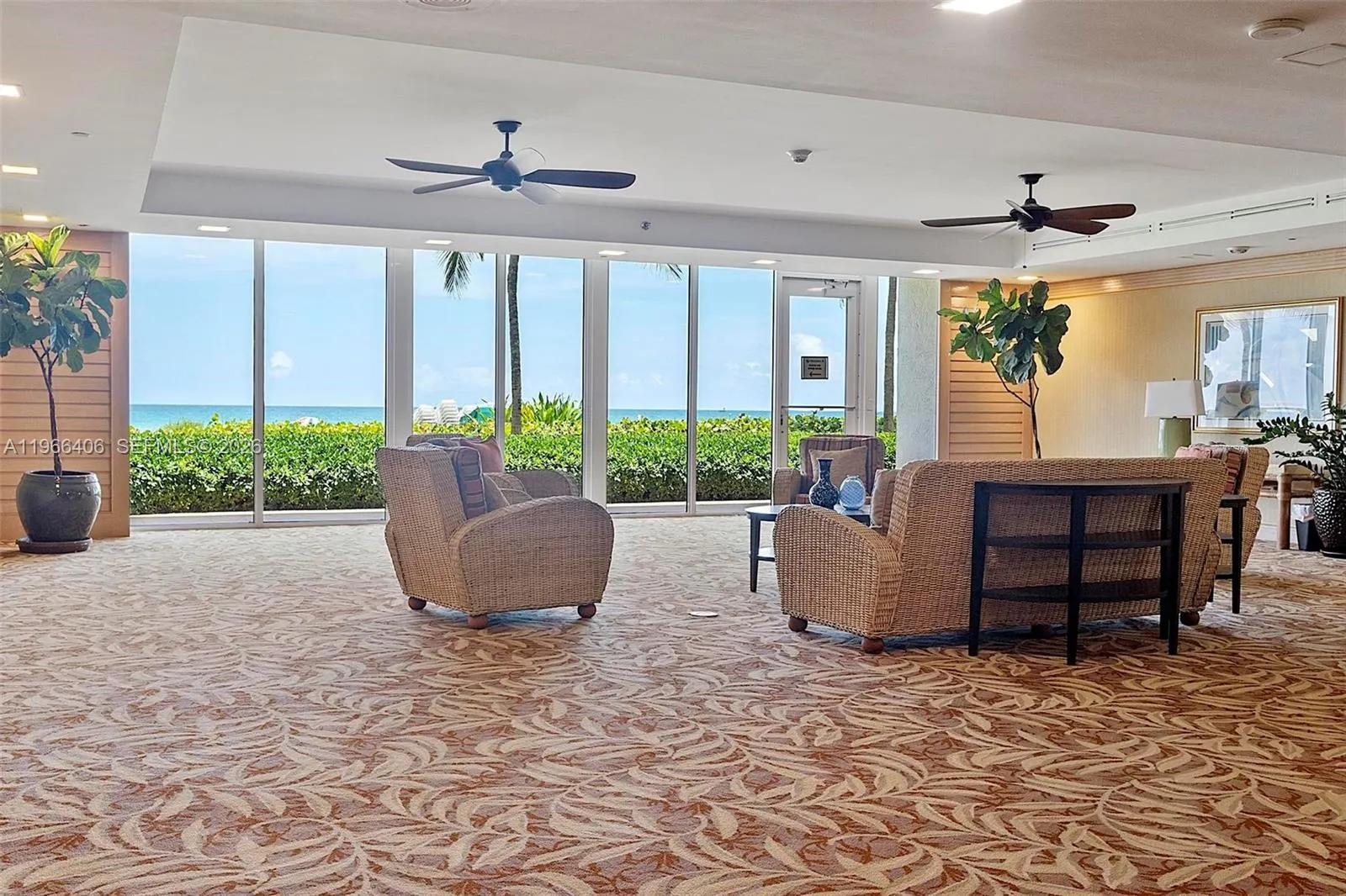 16445 Collins Avenue #2328