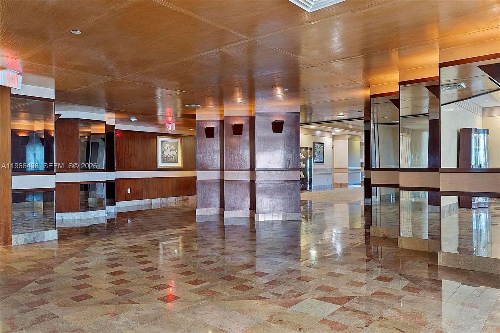 16445 Collins Avenue #2328