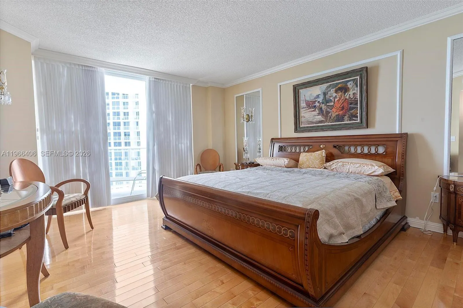 16445 Collins Avenue #2328