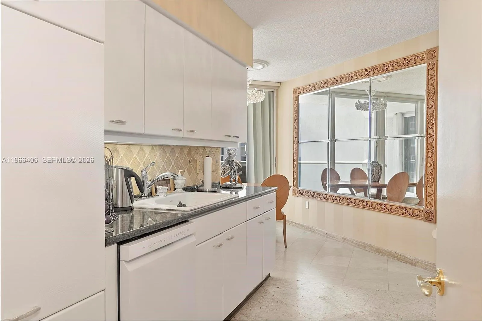 16445 Collins Avenue #2328