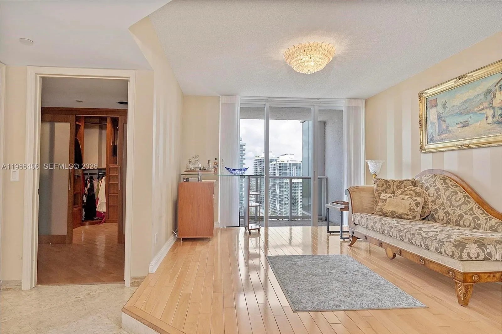 16445 Collins Avenue #2328