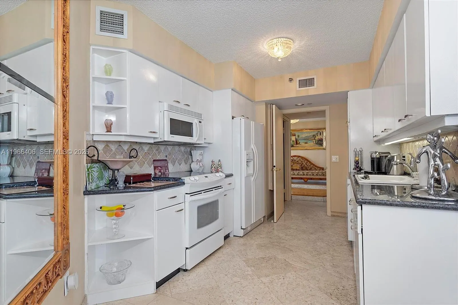 16445 Collins Avenue #2328