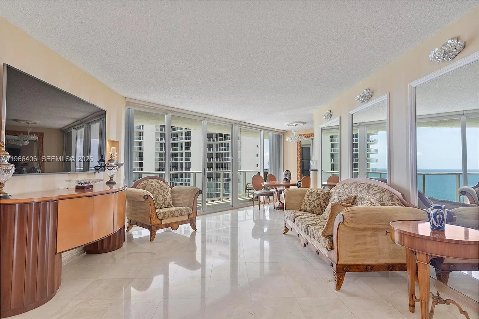 16445 Collins Avenue #2328