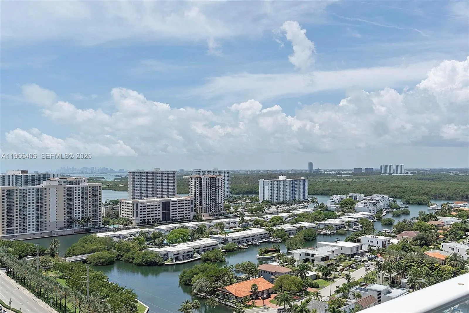 16445 Collins Avenue #2328