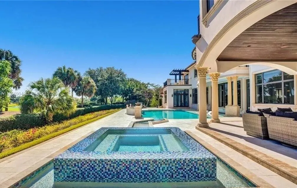 7130 Lemon Grass Drive