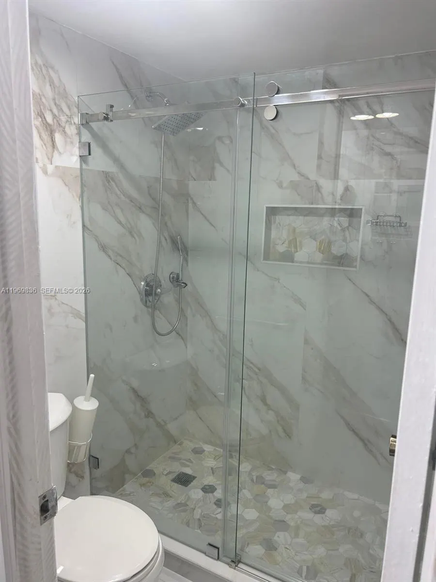 900 Saint Charles Place #316