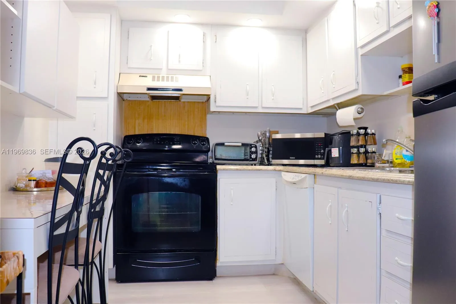 900 Saint Charles Place #316