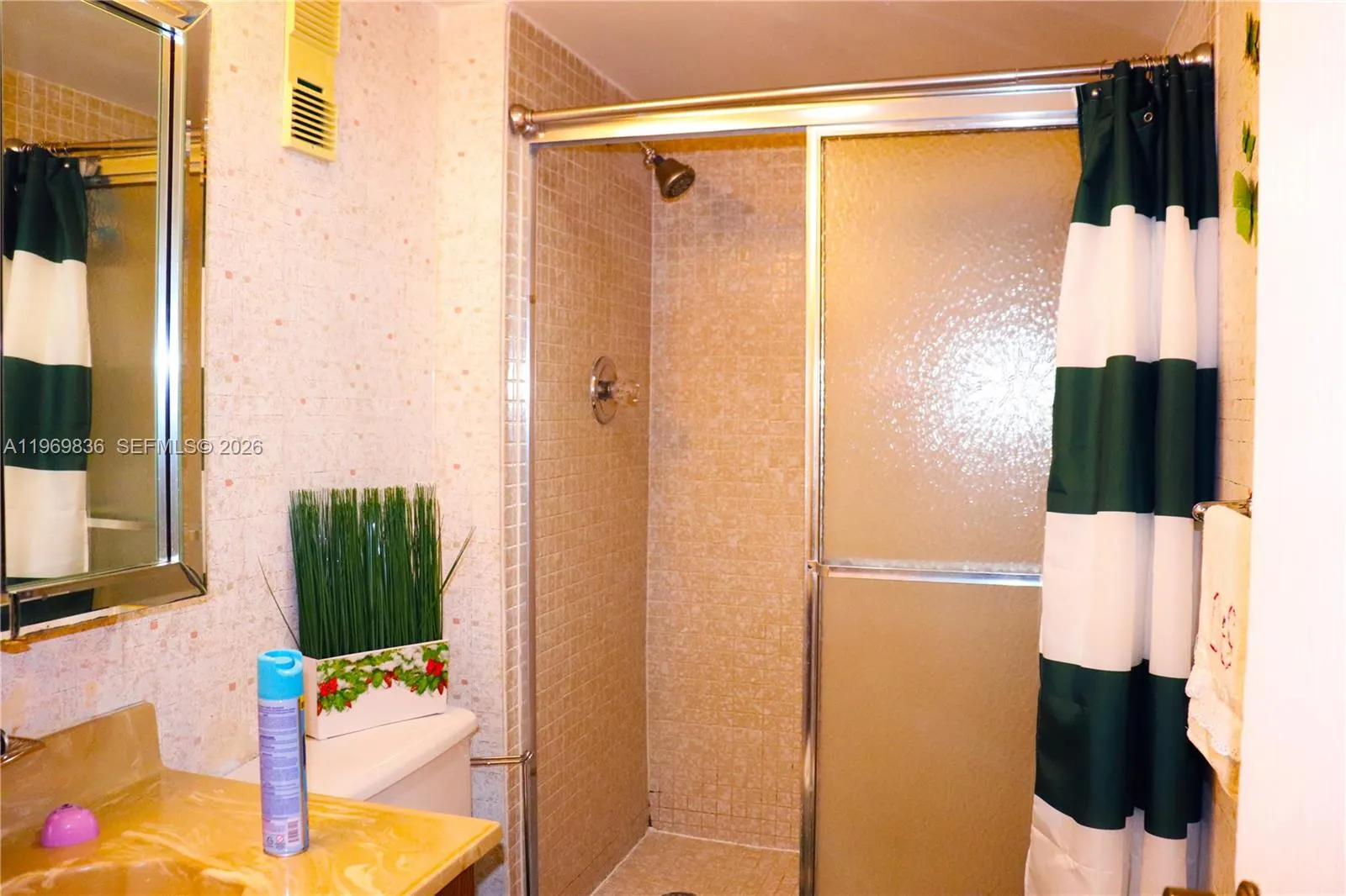 900 Saint Charles Place #316