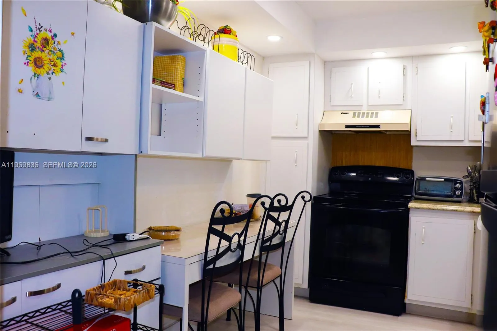 900 Saint Charles Place #316