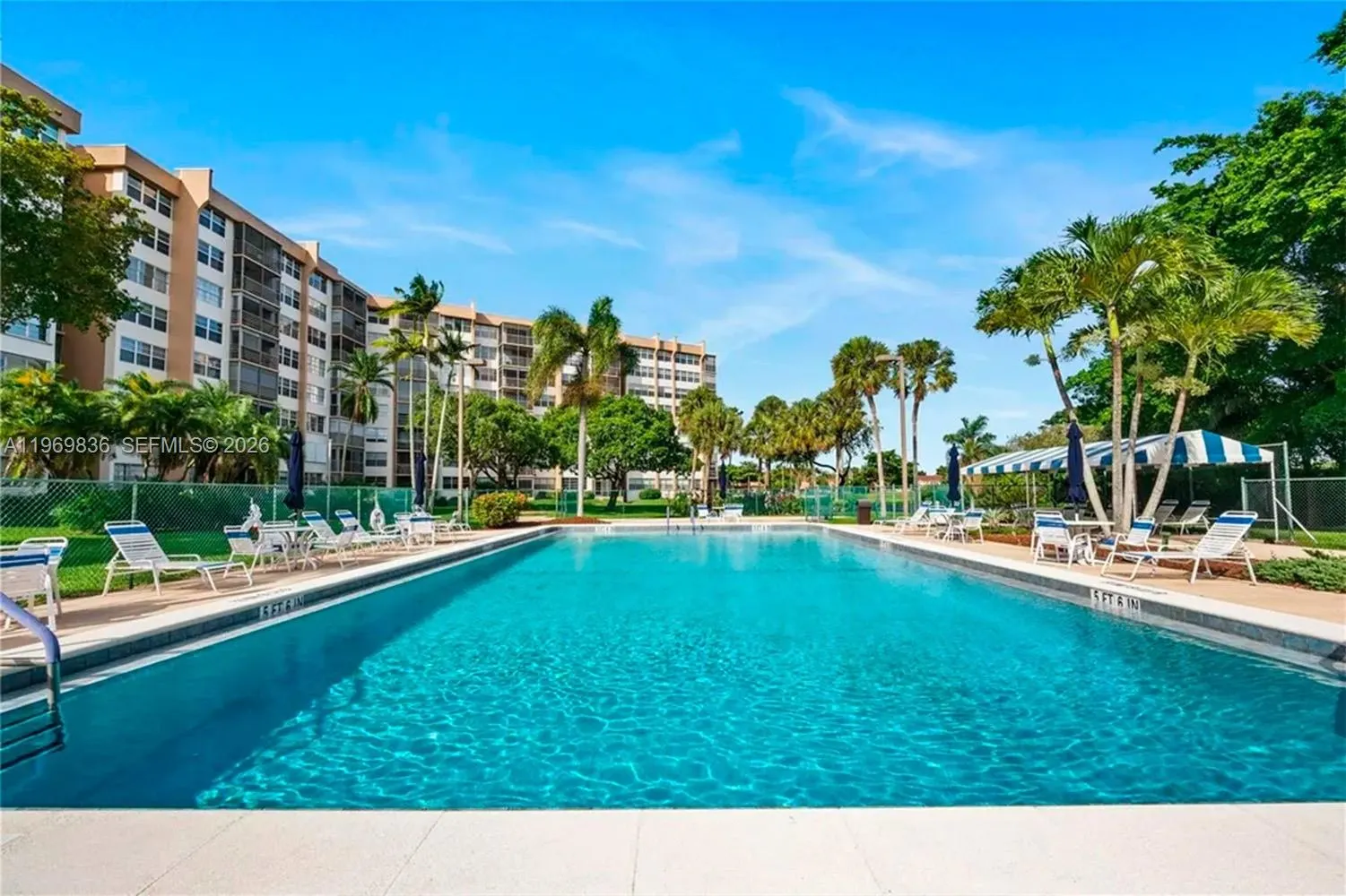 900 Saint Charles Place #316