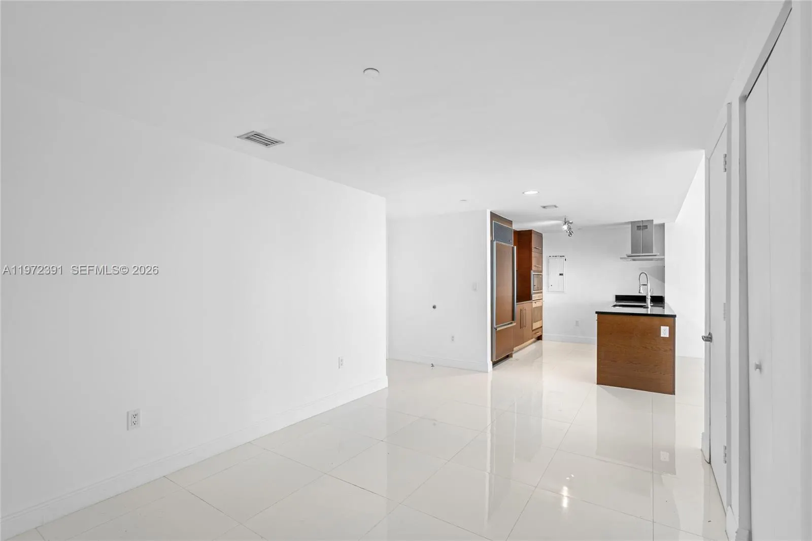 495 Brickell Avenue #4705