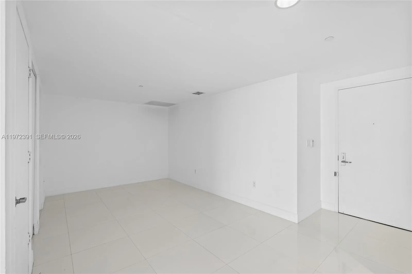 495 Brickell Avenue #4705