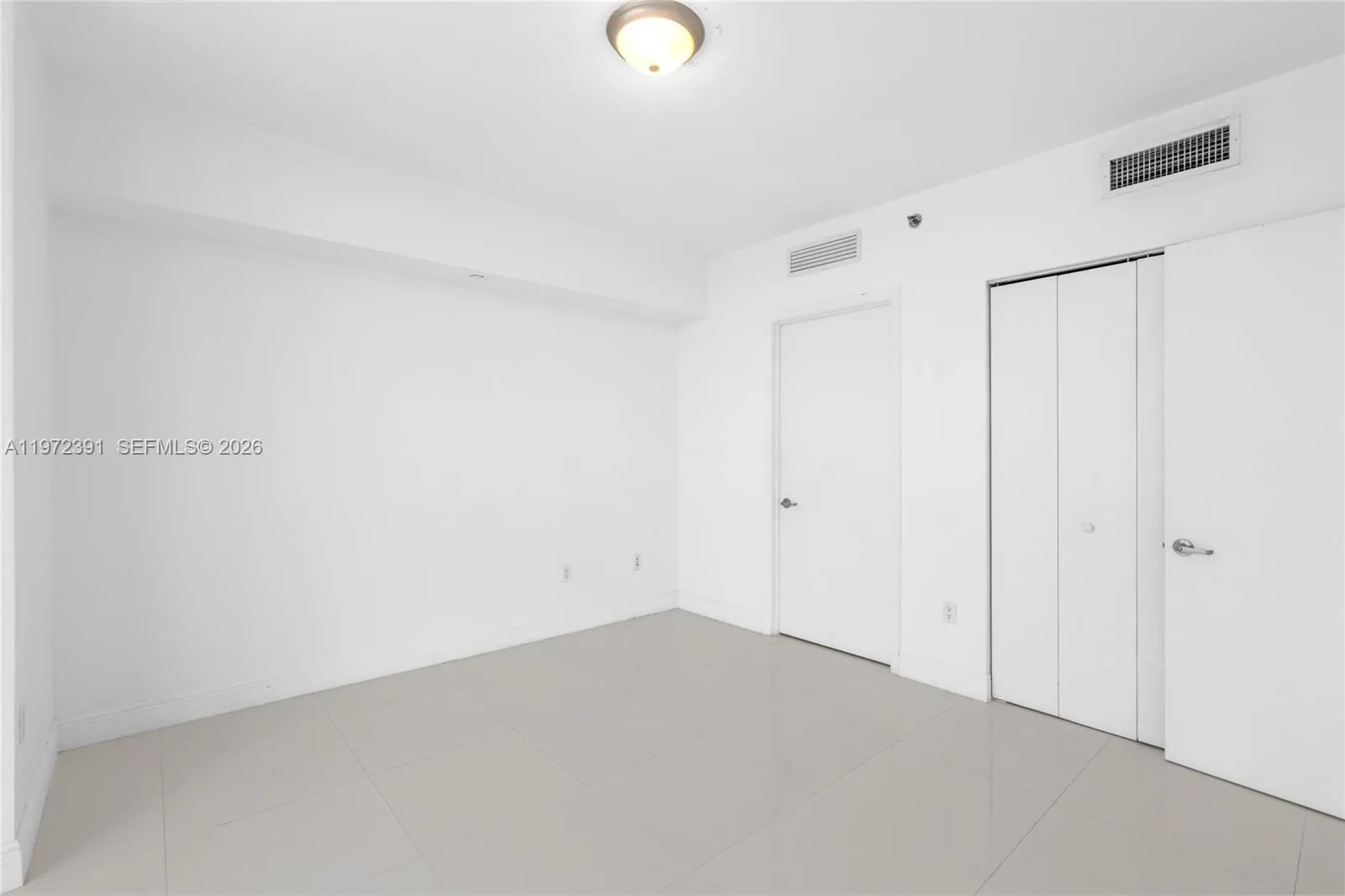 495 Brickell Avenue #4705