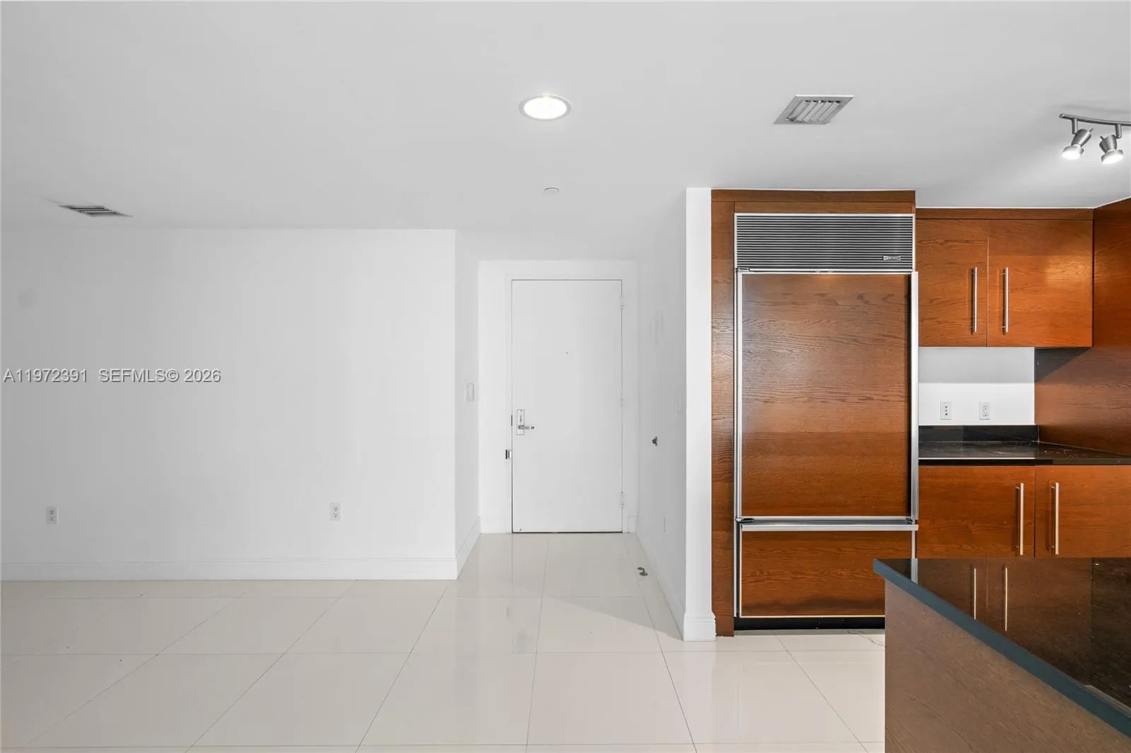 495 Brickell Avenue #4705