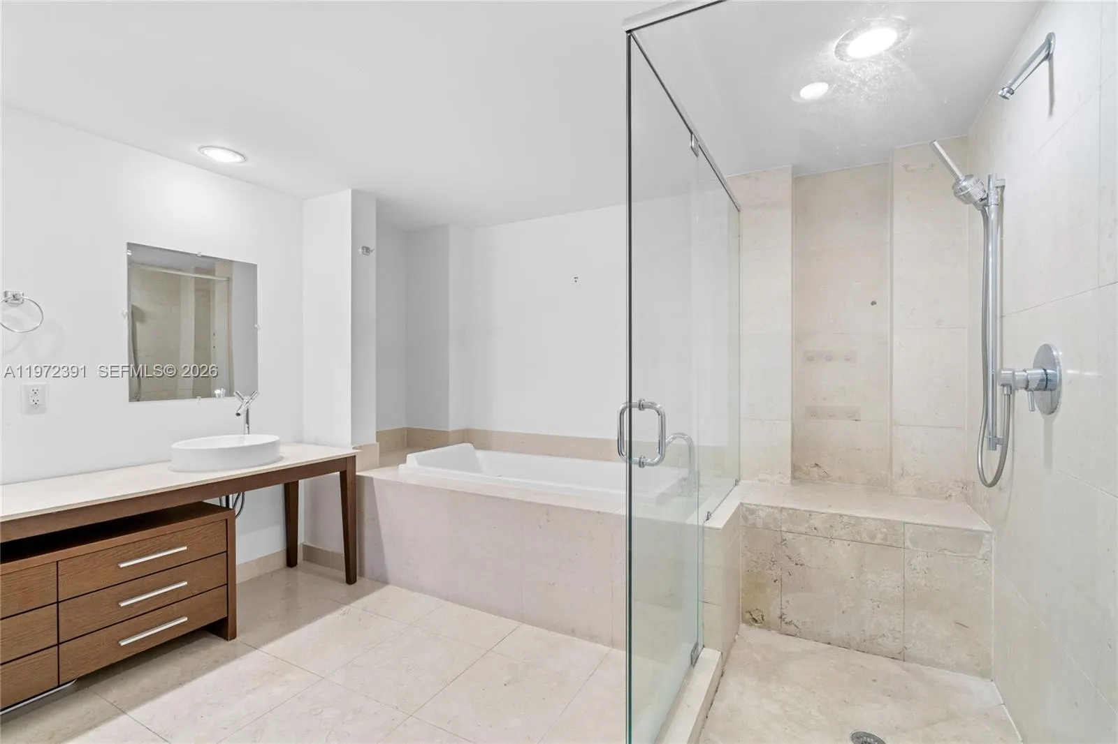 495 Brickell Avenue #4705