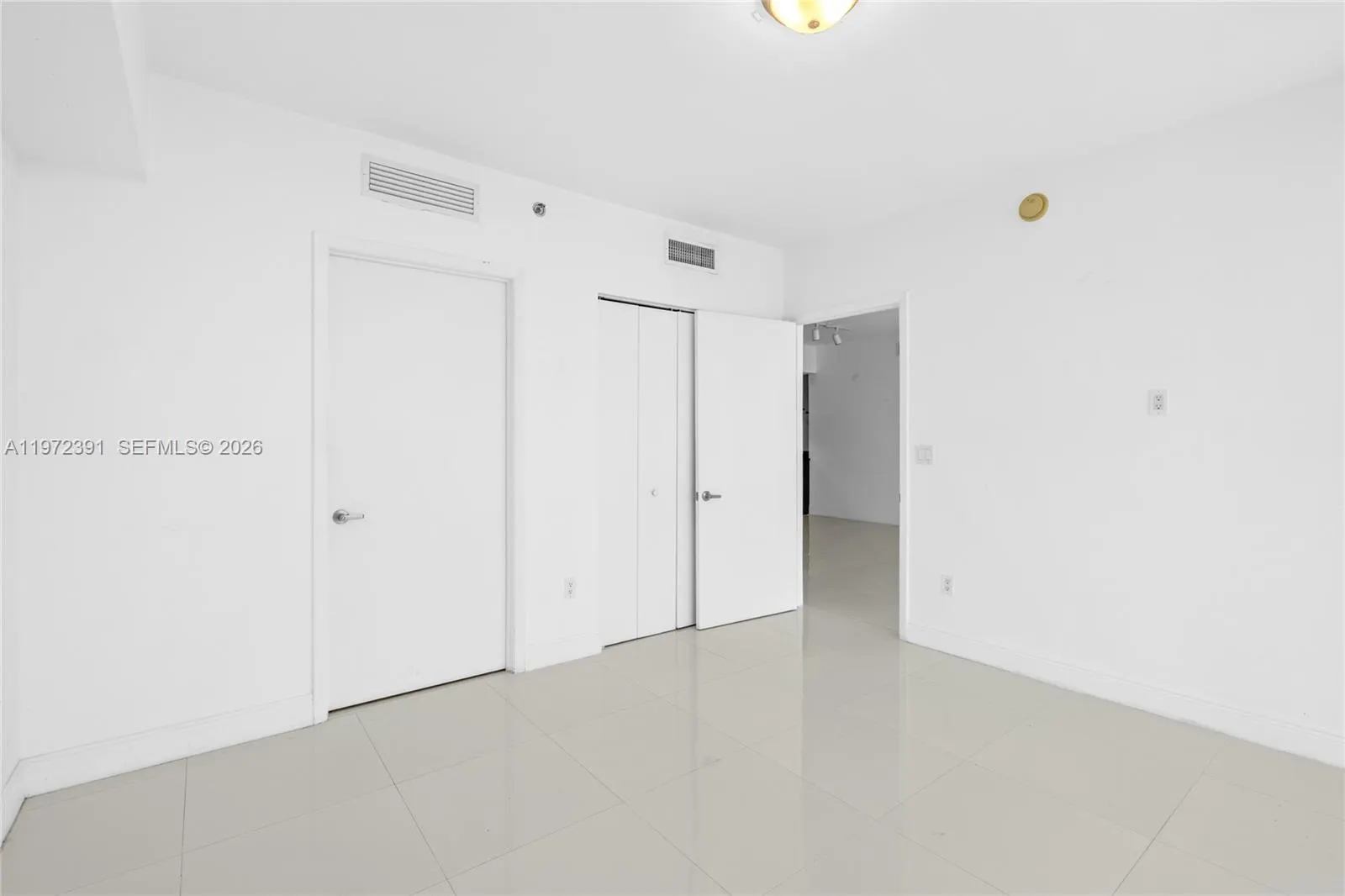 495 Brickell Avenue #4705