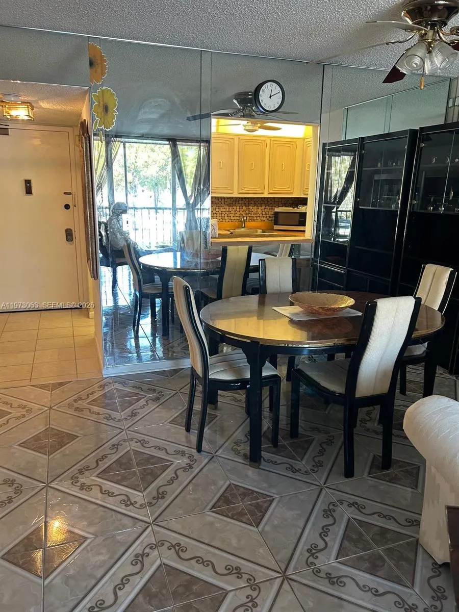 3821 Environ Boulevard #202