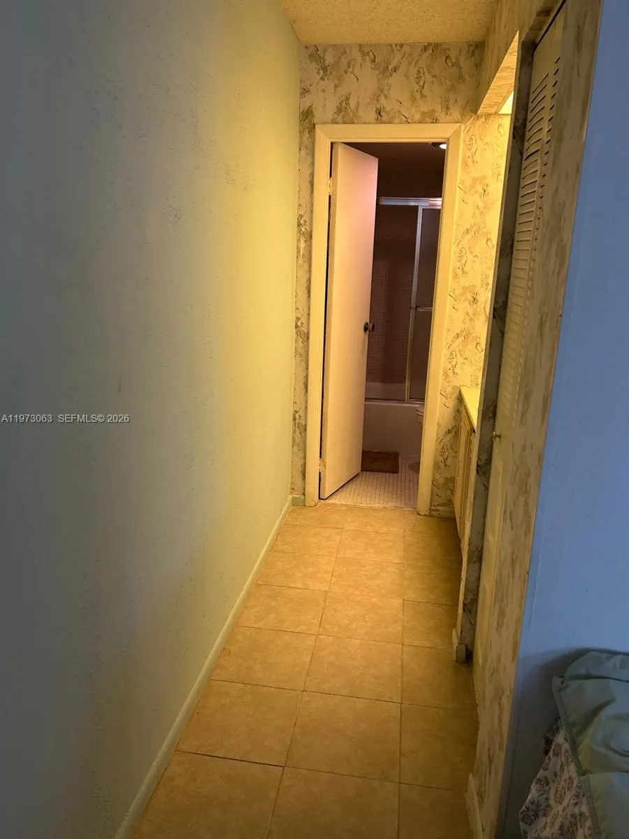 3821 Environ Boulevard #202