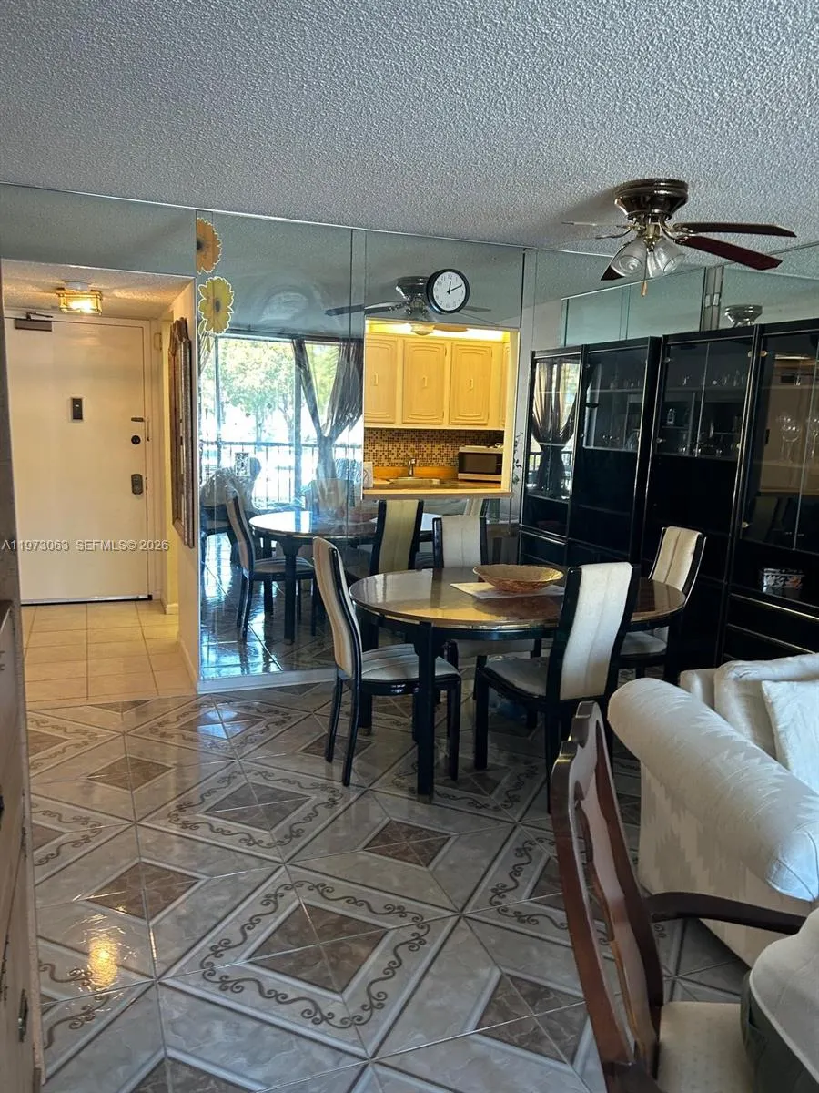 3821 Environ Boulevard #202
