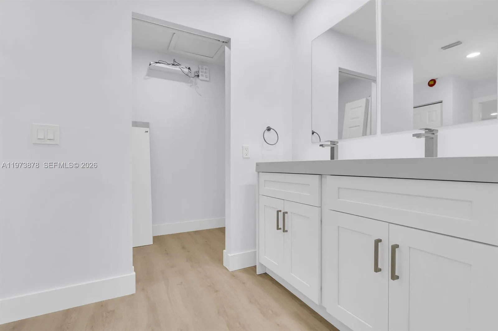8535 Casa Del Lago #F