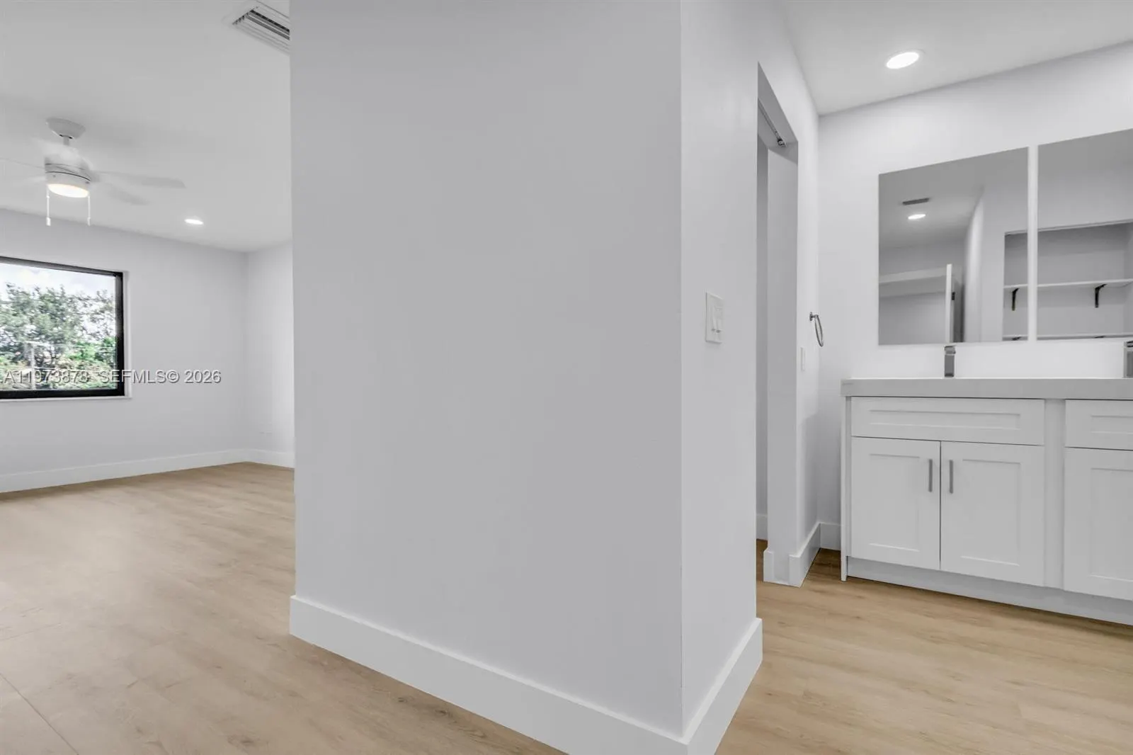 8535 Casa Del Lago #F
