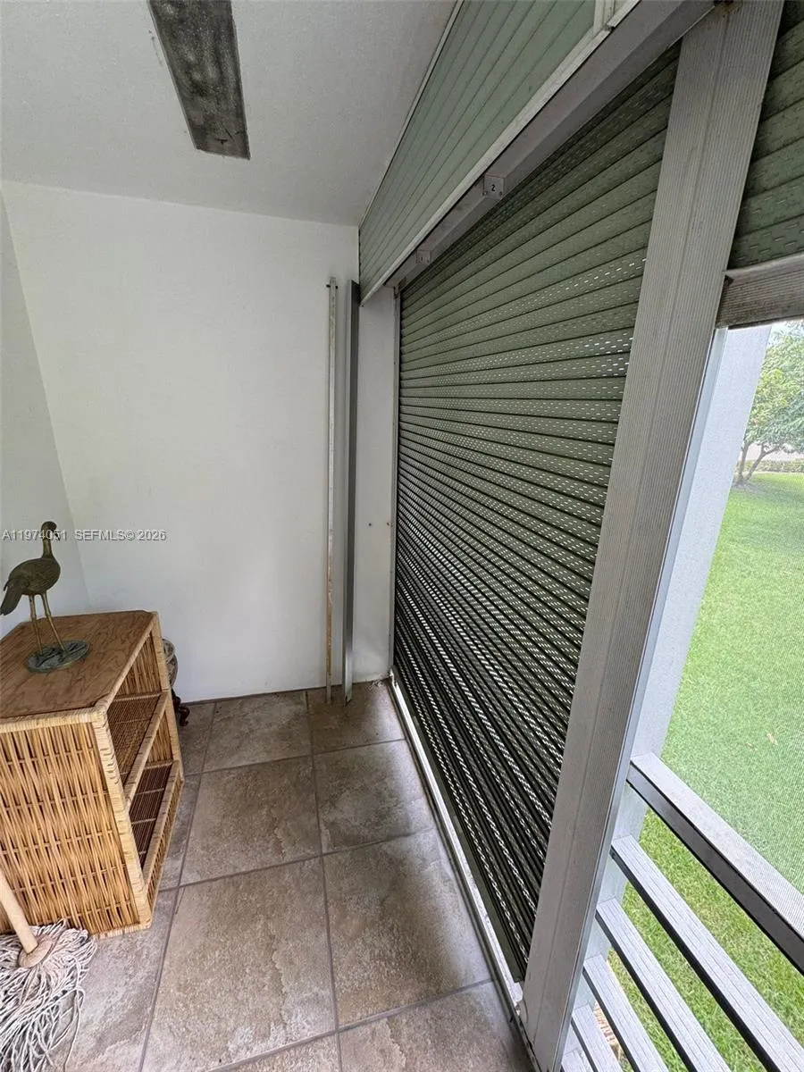 221 Kent M #221