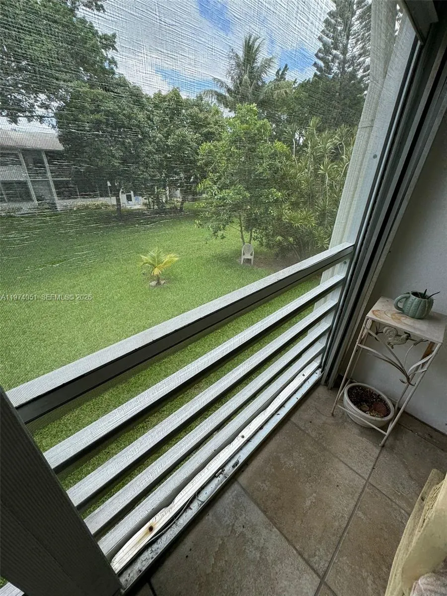 221 Kent M #221