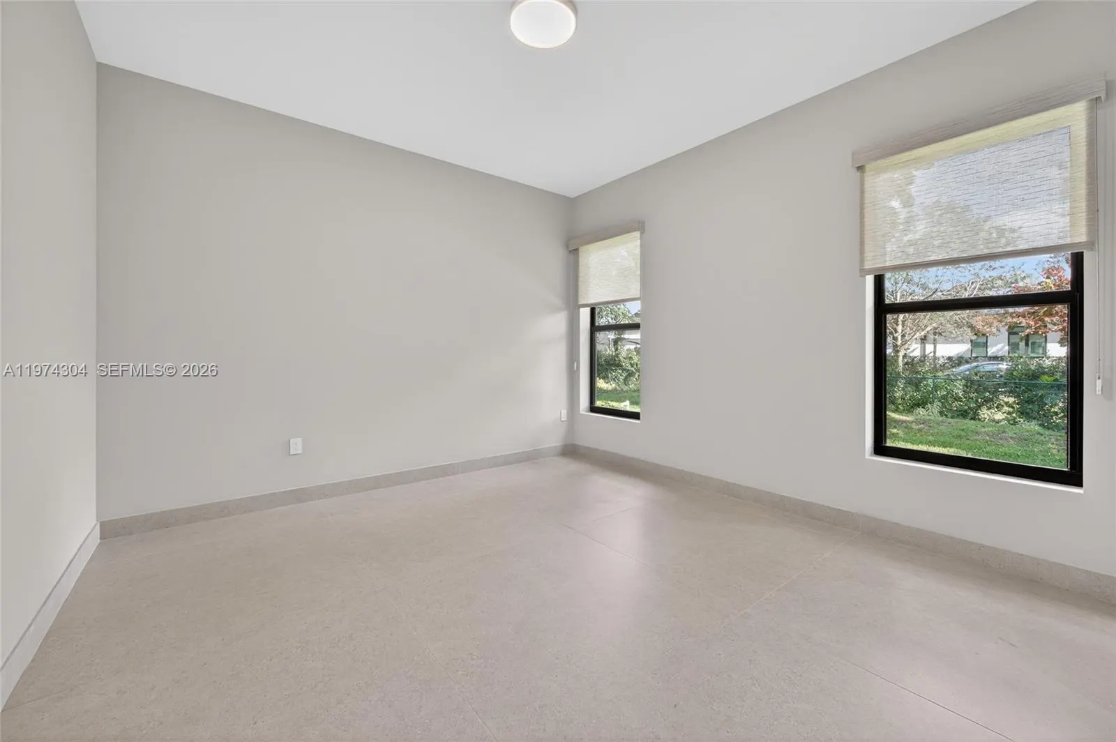 14401 W Palomino Drive