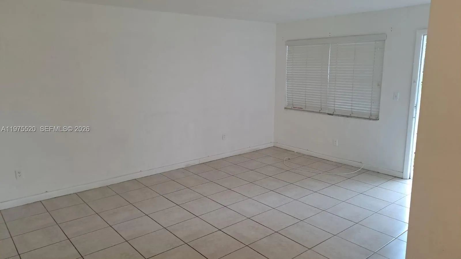 3265 Griffin Road #104